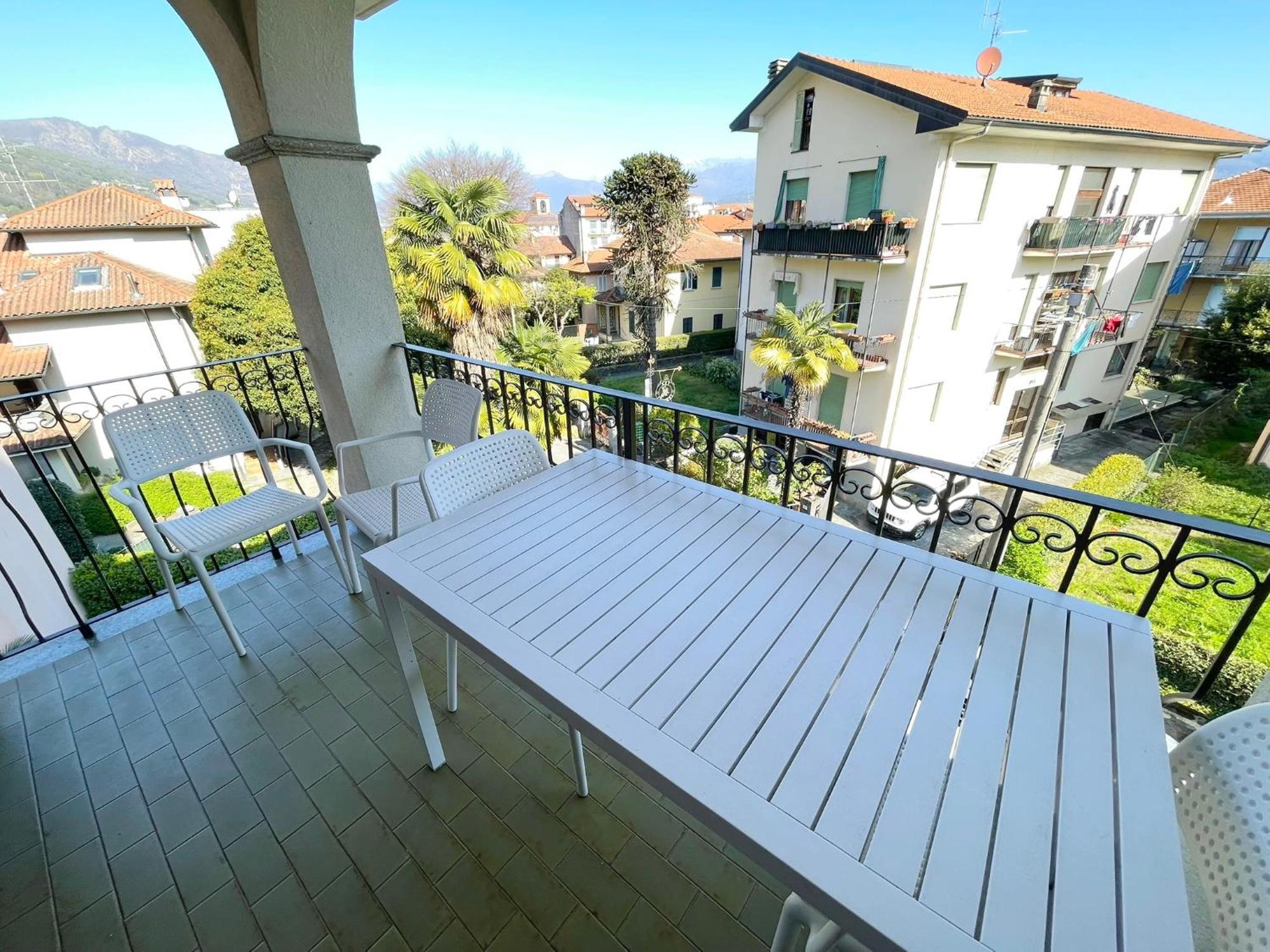 Lovingstresa 2 Brand New Apartment Exterior photo